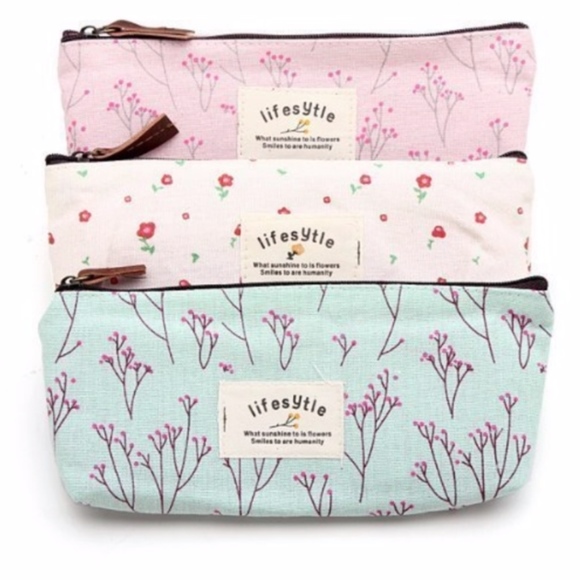 Floral Makeup Money Pouch - Picture 4 of 5